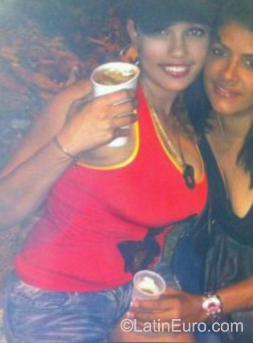 Date this exotic Dominican Republic girl Ruth from Santo Domingo DO23496
