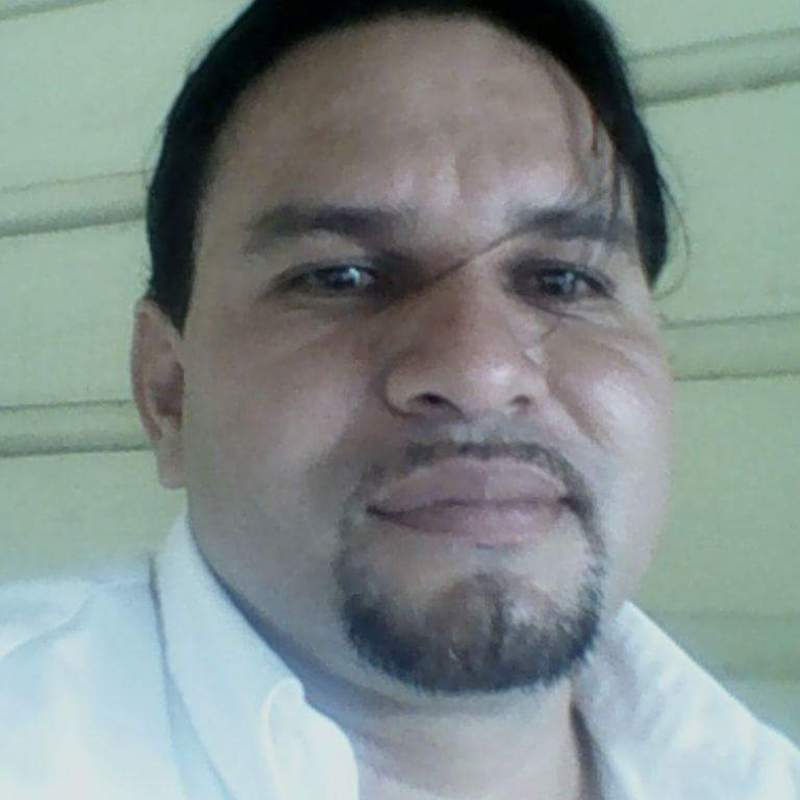 Date this charming Honduras man Edwin from Roatan HN1759