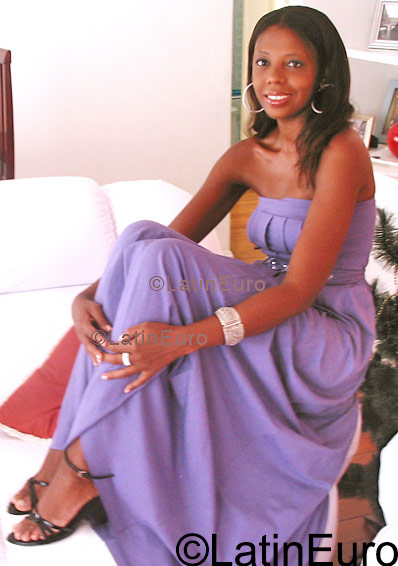 Date this athletic Brazil girl Jandaira from Salvador BR9485