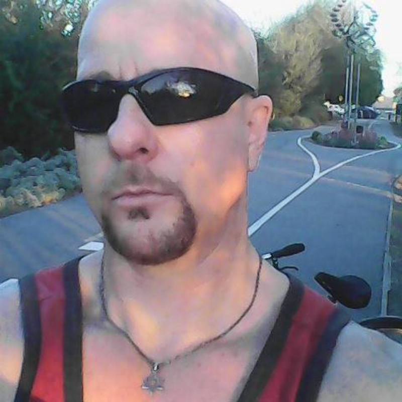 Date this happy United States man Michael from Whittier US16607