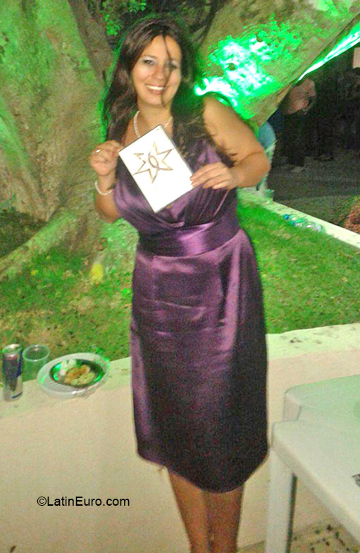 Date this exotic Brazil girl Mila from Rio De Janeiro BR9499