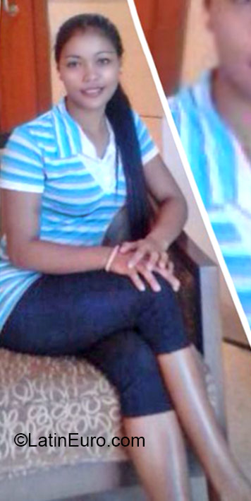 Date this pretty Philippines girl Vicky from Ilagan and jeddeh PH840