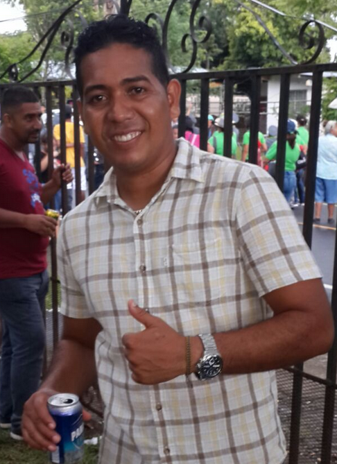 Date this fun Panama man Bolivar from Panama City PA755