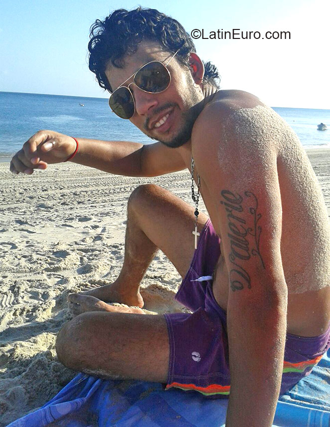 Date this stunning Panama man Tony from Panama City PA768