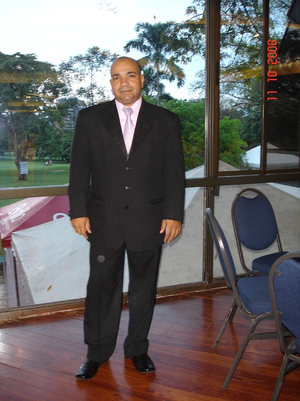 Date this happy Colombia man Carlos Daniel from Cali CO18356