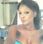 good-looking Colombia girl Yesenia from Cali CO18426