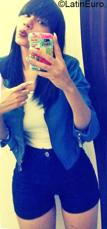 Date this tall Brazil girl Aline from Juazeiro BR9540