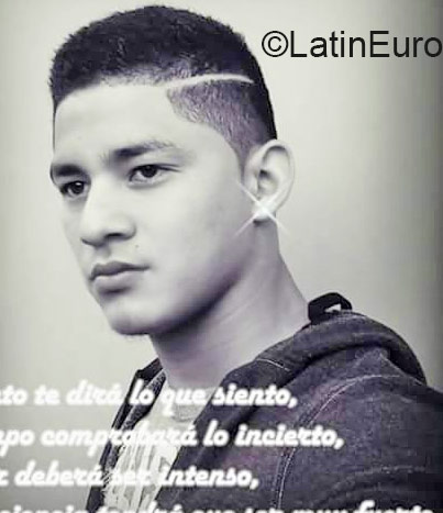 Date this pretty Honduras man Franklin from San Pedro Sula HN1903