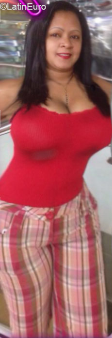 Date this tall Dominican Republic girl Anacona from Santiago DO24486