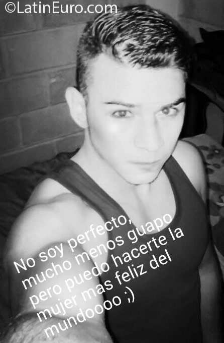 Date this nice looking Honduras man Franklyn from Tegucigalpa HN1970