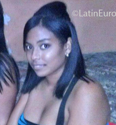 Date this funny Dominican Republic girl Jantnia from Santo Domingo DO24905