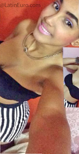 Date this foxy Dominican Republic girl Kiara garcia ca from Santo Domingo DO24965