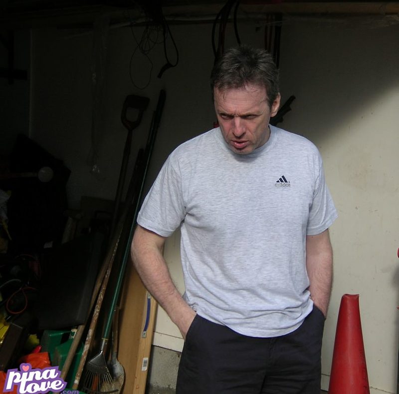 Date this delightful United Kingdom man Paulwkr1 from Surry GB863