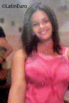 Date this fun Dominican Republic girl Marlin from Santiago DO25172