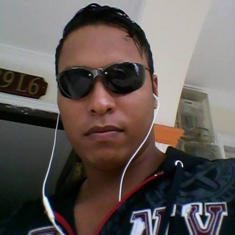 Date this young Colombia man Carmelo alfono from Cartagena CO18802