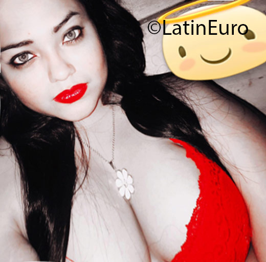 Date this funny Honduras girl Kitty from San Pedro Sula HN2095