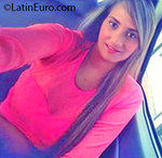 beautiful Colombia girl Yesenia from Armenia CO18827