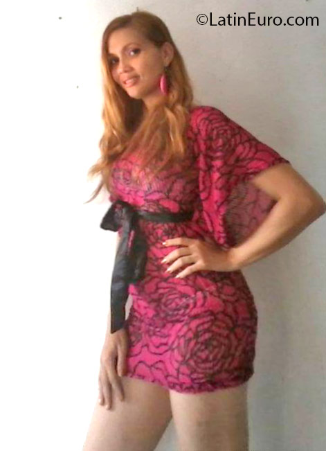 Date this passionate Dominican Republic girl Ivette from Santo Domingo DO25416