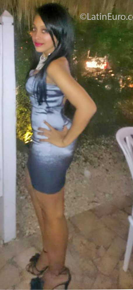Date this lovely Dominican Republic girl Joha81 from La Romana DO25463