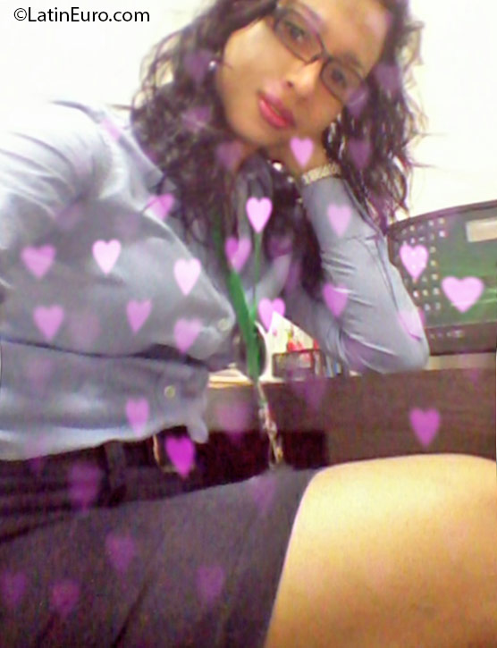 Date this gorgeous Honduras girl Sandra from San Pedro Sula HN2125