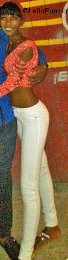 Date this young Dominican Republic girl Cecilia from Santo Domingo DO25510