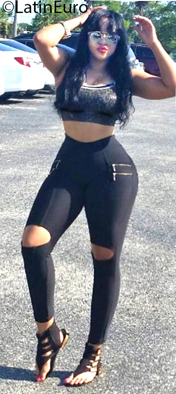 Date this fun Dominican Republic girl Carolina from Puerto Plata DO25547