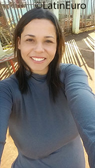 Date this georgeous Brazil girl Josi from Toledo BR9645