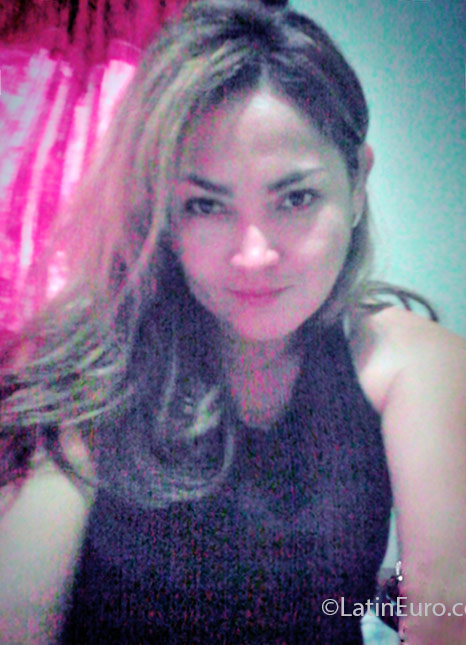 Date this beautiful Honduras girl Solange from Choluteca HN2154