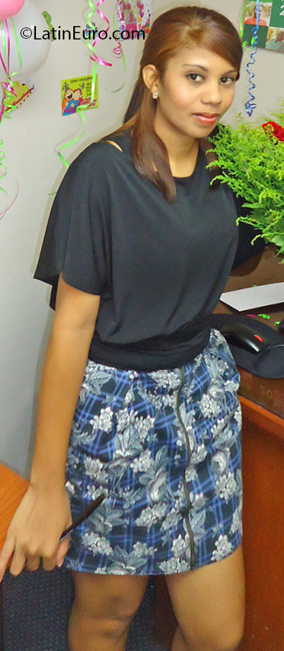 Date this lovely Dominican Republic girl Deny from Santo Domingo DO25631