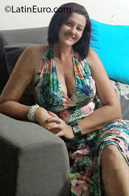 Date this delightful Panama girl Luz Stella from Panama City PA988