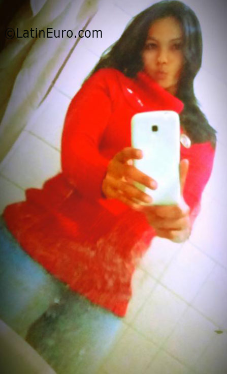 Date this funny Brazil girl Juliana from Ollinda BR9679