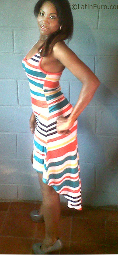 Date this hard body Honduras girl Tanya from Tegucigalpa HN2487