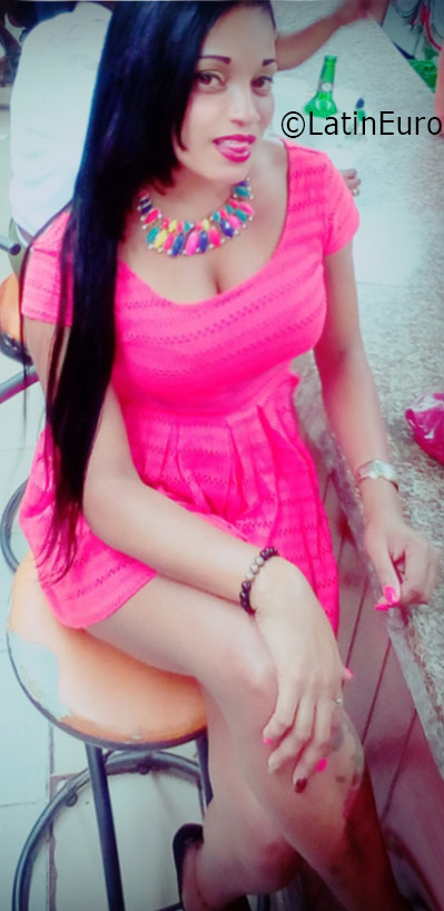 Date this sensual Dominican Republic girl Rosanna from Santo Domingo DO26112