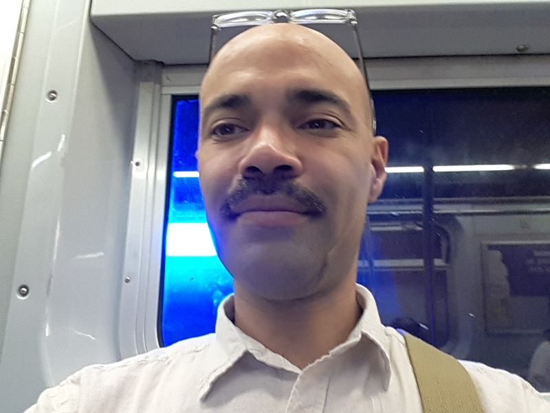 Date this young United States man Bruto from Corona US17475