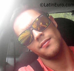 attractive Colombia man Jhoam from Medellin CO19136