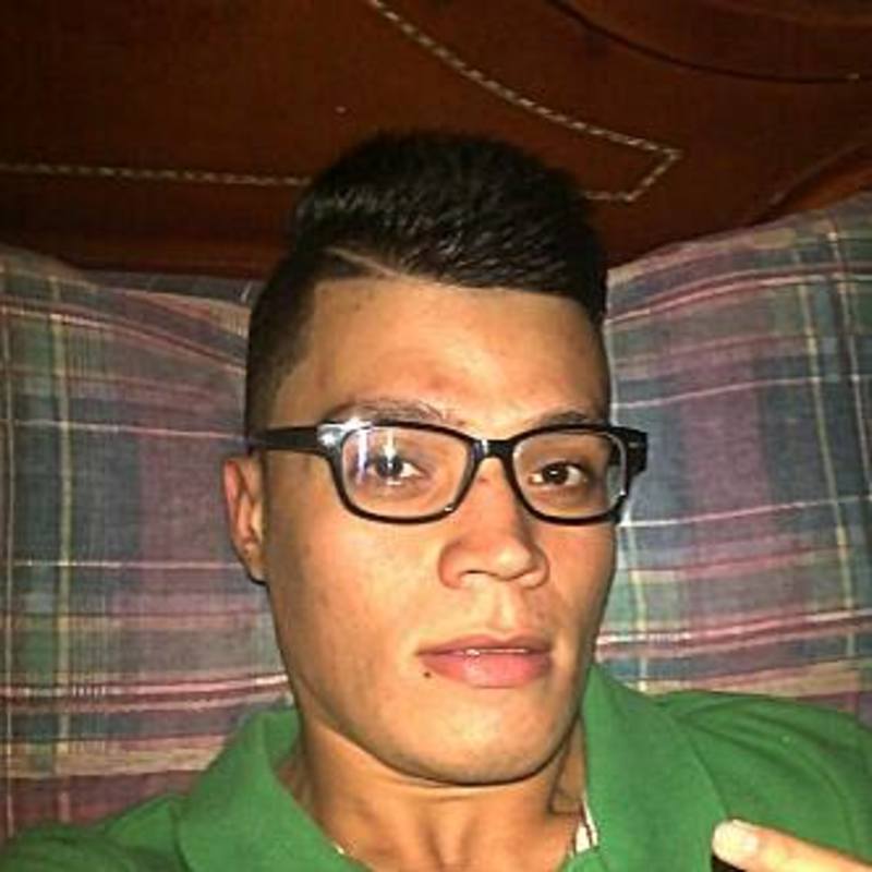 Date this georgeous Colombia man YONATAN from Medellin CO19177