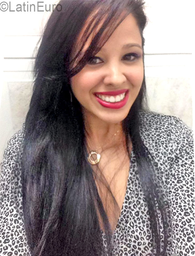 Date this passionate Brazil girl Jessica from Sao Paulo BR9749
