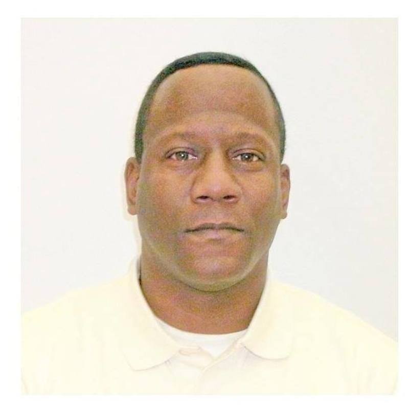 Date this athletic United States man Daniel from Bolingbrook US17617