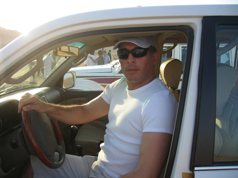 Date this tall Spain man Amir from Madrid ES347