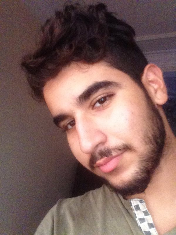 Date this foxy Colombia man Hamzaarkm from Paris CO19628