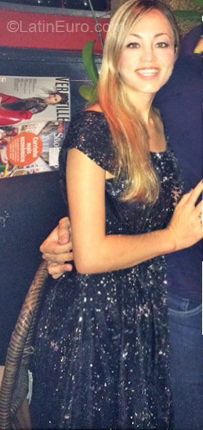 Date this lovely Brazil girl Sheila from Sao Paulo BR9799