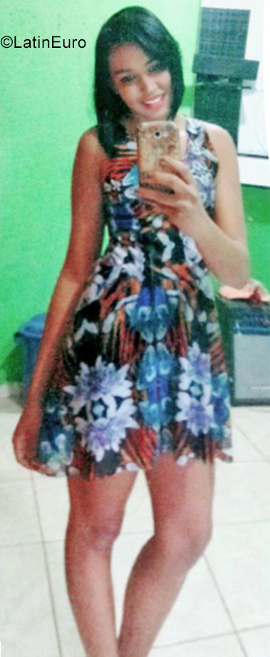 Date this young Brazil girl Geisiane from Goiania BR9818