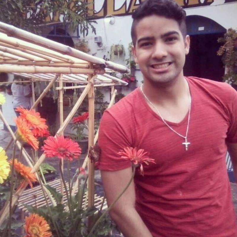 Date this sensual Colombia man Gabriel from Los Angeles CO19744