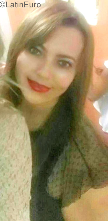 Date this tall Brazil girl Clara from Natal BR9850