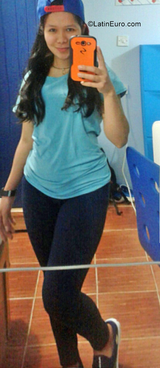 Date this exotic Kuwait girl Princess from Kuwait City KW20