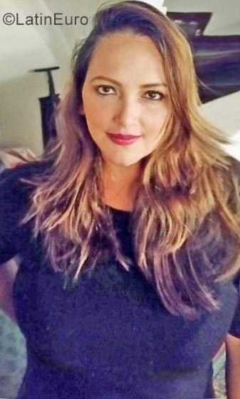 Date this passionate Colombia girl Angela from Bogota CO19970