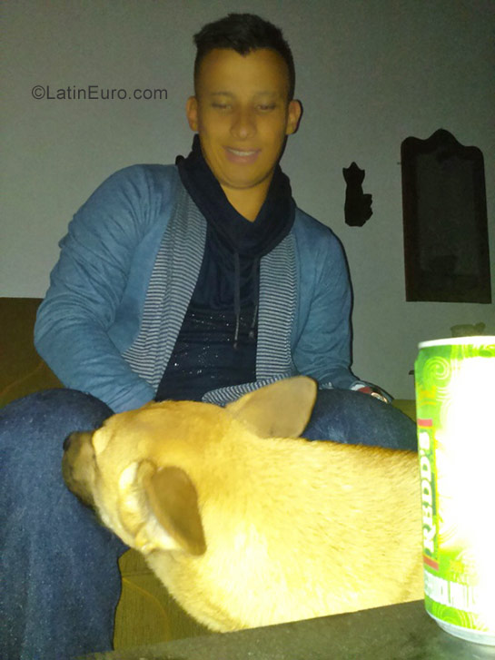Date this cute Colombia man Alberto from Huila CO19974