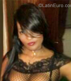 Date this happy Dominican Republic girl Luz from Santo Domingo DO27199