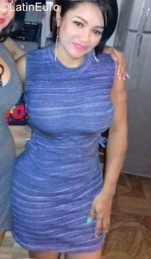 Date this passionate Colombia girl Luz aida from Medellin CO20099