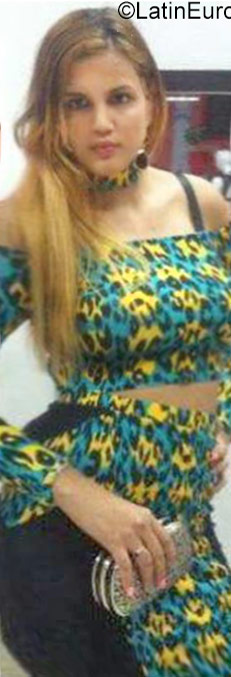 Date this delightful Dominican Republic girl Elizabeth from Santo Domingo DO27298